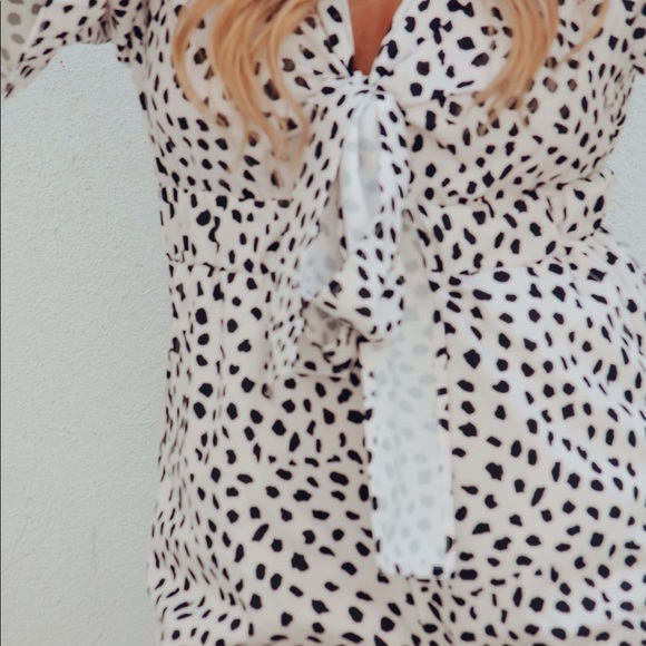 Summer Magic Romper:White/Black - Picture 3 of 5